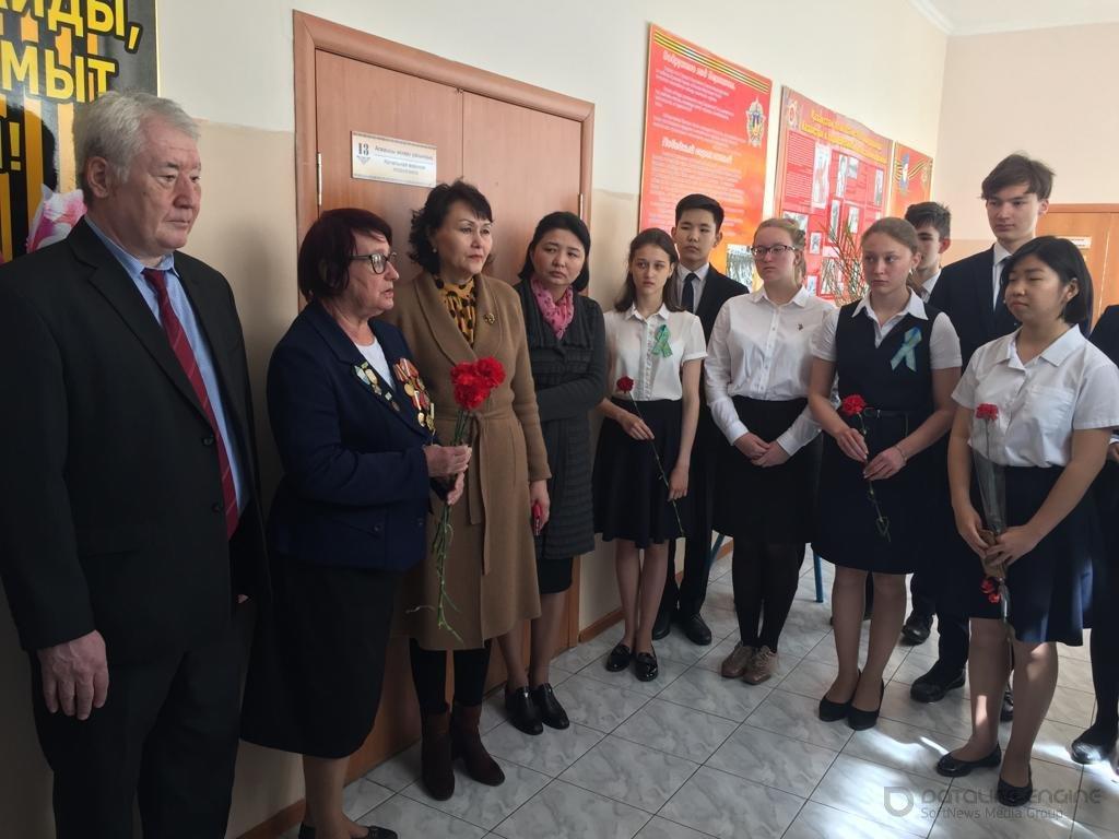 Возложение цветов в Зале Боевой славы!