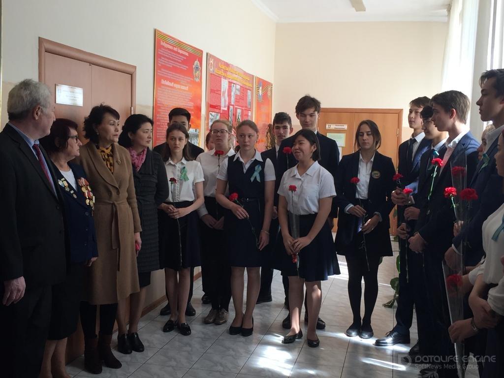 Возложение цветов в Зале Боевой славы!